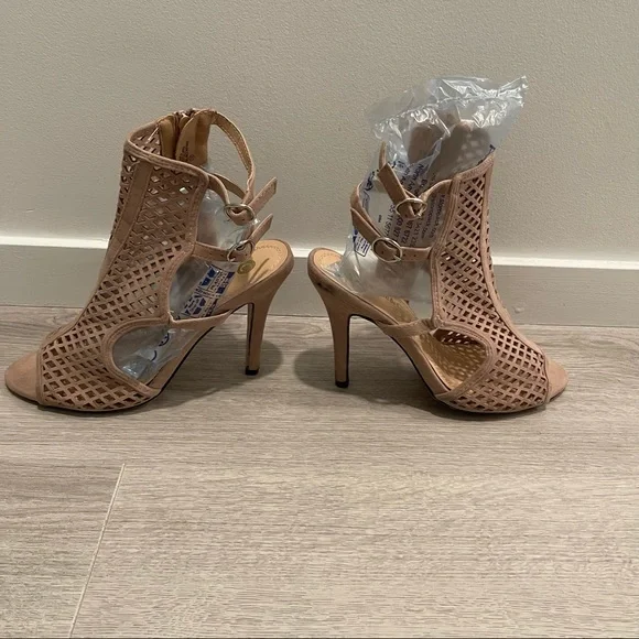Chase + Chloe strap sling back zip stiletto heels tan 7.5 - Picture 4 of 12